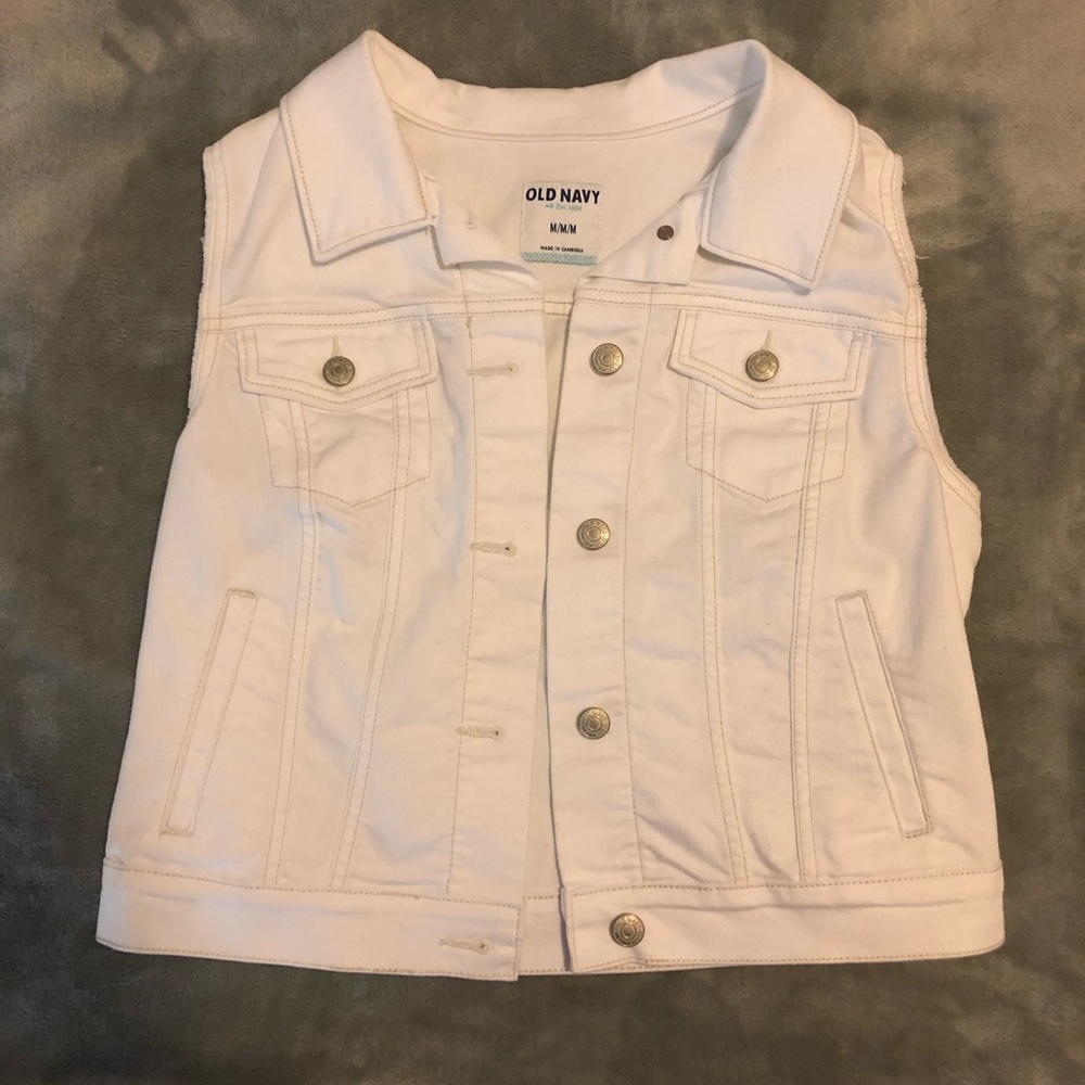 Old Navy Cutoff Jean Jacket👖